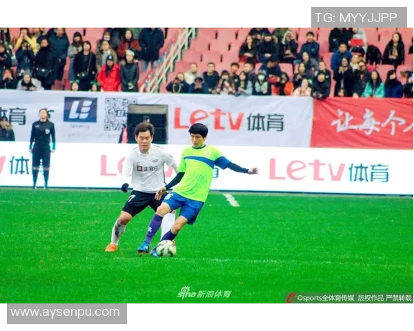 揭秘最抠门足球明星的真实面貌与背后的故事