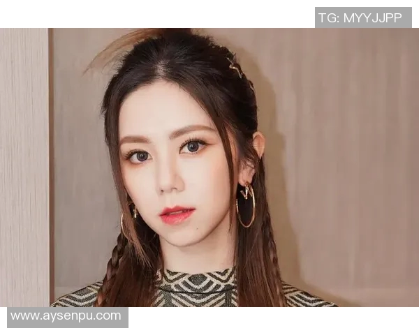 足球明星邓紫棋：从音乐舞台到绿茵场的精彩转身与奋斗历程