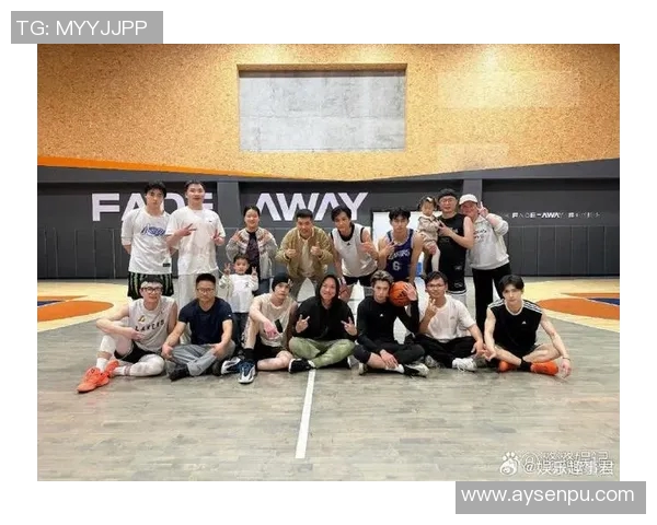 明星在家打篮球的视频大揭秘他们的日常训练与趣味挑战